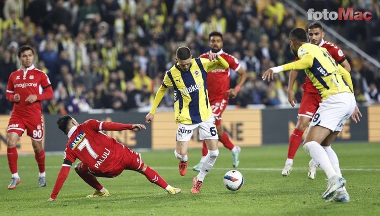 Ahmet Çakar açıkladı! İşte Fenerbahçe - Sivasspor maçındaki iki hatalı karar- Diğer Haberler