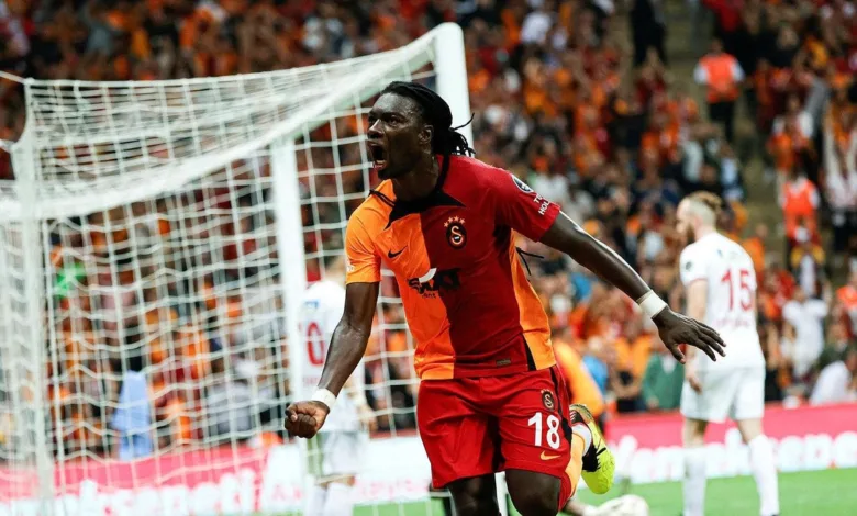 Bafetimbi Gomis futbolu bıraktı- Fenerbahçe