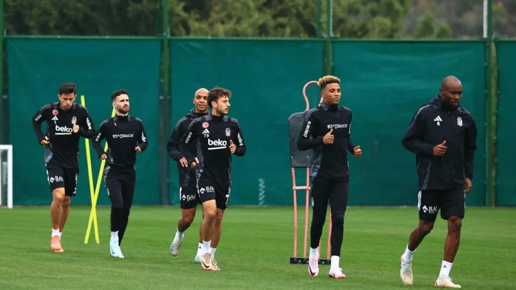 Beşiktaş'ta Göztepe maçı hazırlıkları sürüyor- Beşiktaş