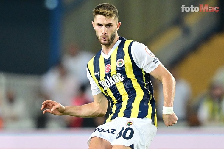 Fenerbahçe'de İsmail Yüksek İçin Benfica'dan Teklif Beklentisi