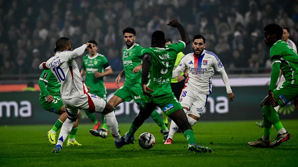 Lyon 1- 0 St. Etienne | MAÇ SONUCU - ÖZET (Fransa Ligue 1)- Fransa Ligue 1