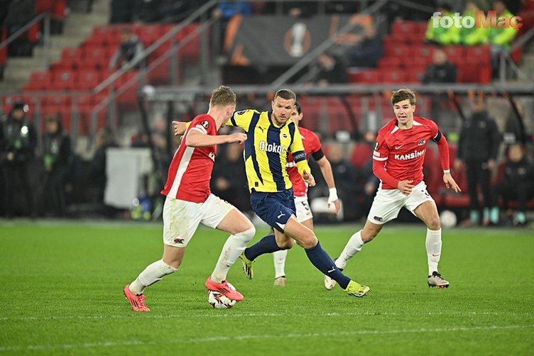 Spor yazarları AZ Alkmaar - Fenerbahçe maçını değerlendirdi- Diğer Haberler