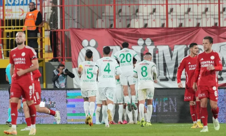 Ümraniyespor 0-1 Iğdır FK (MAÇ SONUCU - ÖZET)- Fenerbahçe