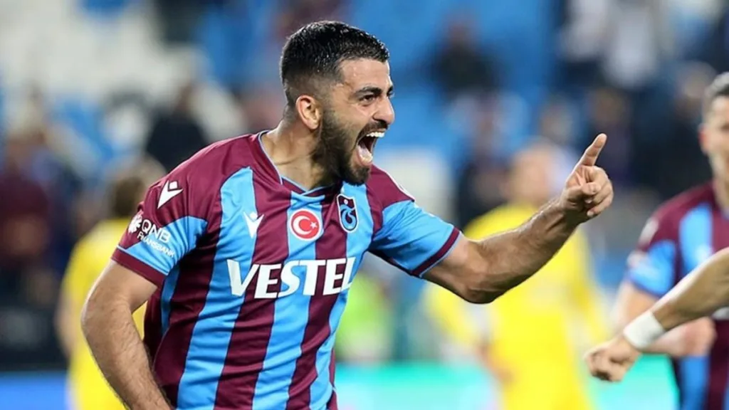 Umut Bozok'un Alanyaspor İlgisi ve Geleceği- Trabzonspor