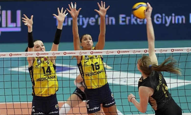 Voleybol Vodafone Sultanlar Ligi 9. Hafta: Zeren Spor, Fenerbahçe Medicana'yı 3-2 Mağlup Etti- Futbol