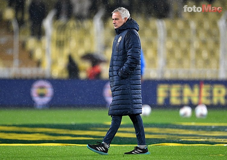 Fenerbahçe Teknik Direktörü Mourinho'dan flaş itiraf: O maçtan sonra ayrılmalıydım!- Fenerbahçe