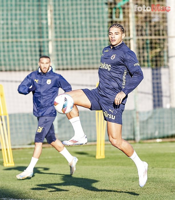 Diego Carlos ilk kez Kadıköy'de! İşte Mourinho'nun Göztepe maçı 11'i- Fenerbahçe