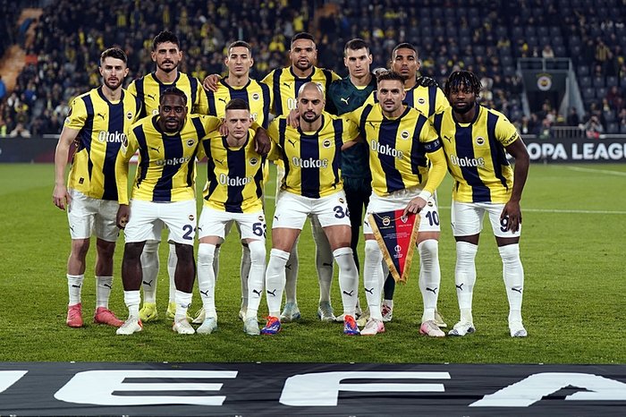 FENERBAHÇE CANLI MAÇ İZLE ŞİFRESİZ | Fenerbahçe - Lyon maçı hangi kanalda ve saat kaçta?- Fenerbahçe