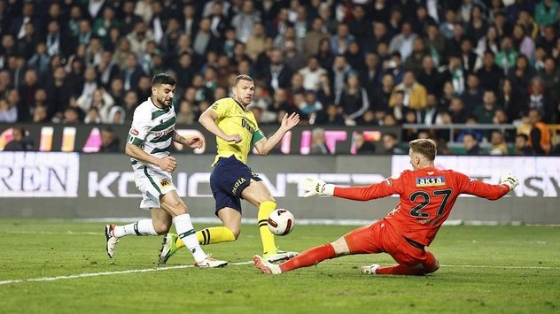 FENERBAHÇE CANLI MAÇ İZLE ŞİFRESİZ | Tümosan Konyaspor - Fenerbahçe maçı hangi kanalda, saat kaçta?- Fenerbahçe