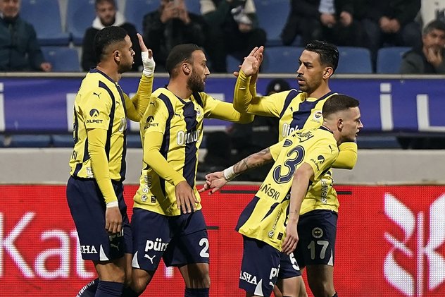 FENERBAHÇE CANLI MAÇ İZLE ŞİFRESİZ | Tümosan Konyaspor - Fenerbahçe maçı hangi kanalda, saat kaçta?- Fenerbahçe