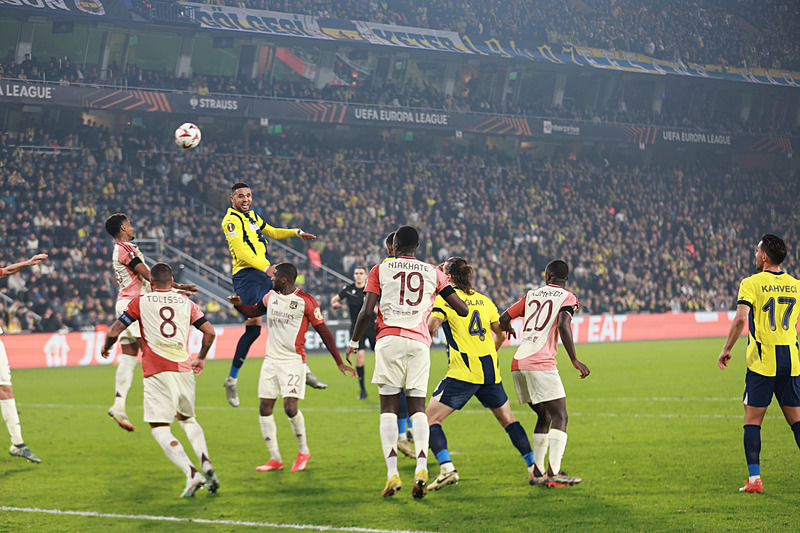 Fenerbahçe - Göztepe CANLI | Fenerbahçe - Göztepe maçı ne zaman, saat kaçta ve hangi kanalda?- Ligler