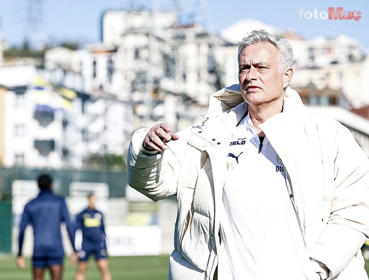 Fenerbahçe'den sürpriz transfer! Eski golcüsü geri dönüyor- Fenerbahçe