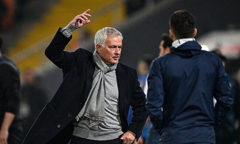 Fenerbahçe'yi Avrupa Ligi'nde bekleyen büyük tehlike! Mourinho'nun eli kolu bağlandı 20 Fenerbahçe'yi Avrupa Ligi'nde bekleyen büyük tehlike! Mourinho'nun eli kolu bağlandı- Fenerbahçe