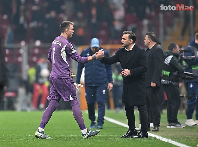 Galatasaray taraftarından Muslera hazırlığı! Tümosan Konyaspor maçında...- Futbol