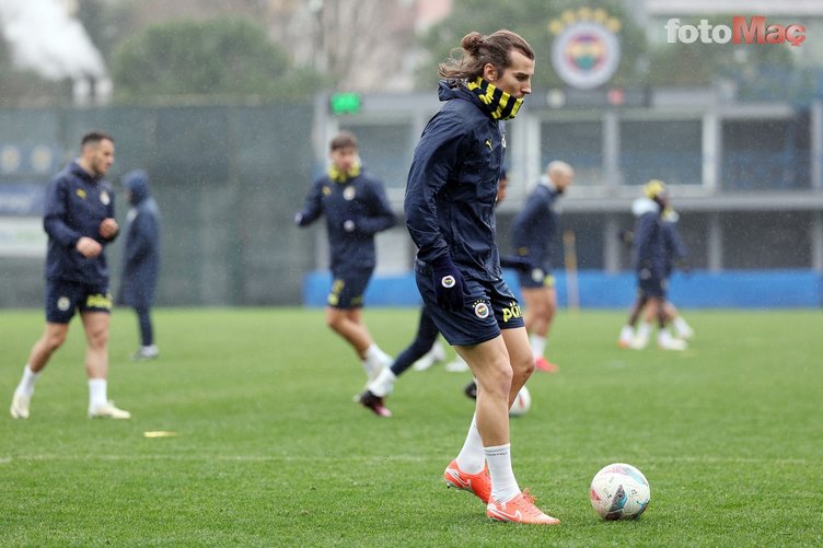 Mourinho savunmada değişime gidiyor! İşte Fenerbahçe'nin Lyon maçı 11'i- Fenerbahçe