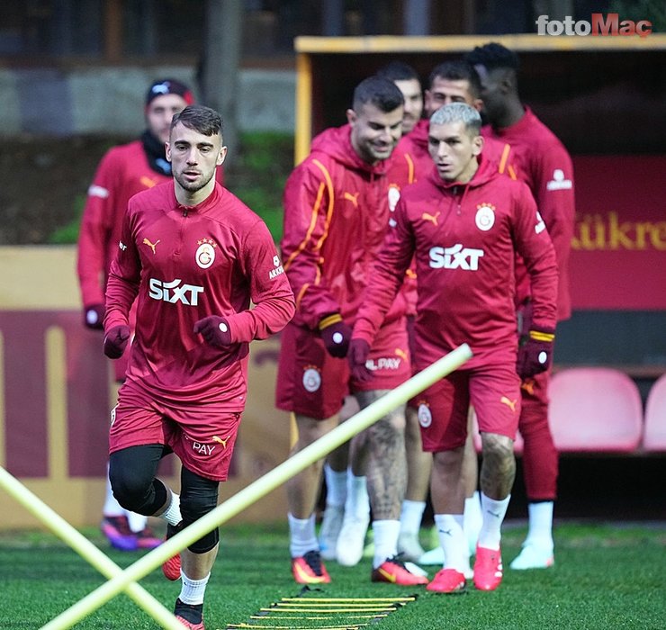 Okan Buruk orta saha kararını verdi! İşte Galatasaray'ın Dinamo Kiev maçı 11'i- Futbol