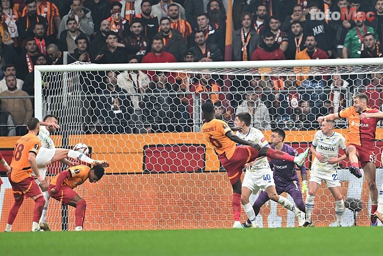 Spor yazarları Galatasaray - Dinamo Kiev maçını değerlendirdi- Futbol