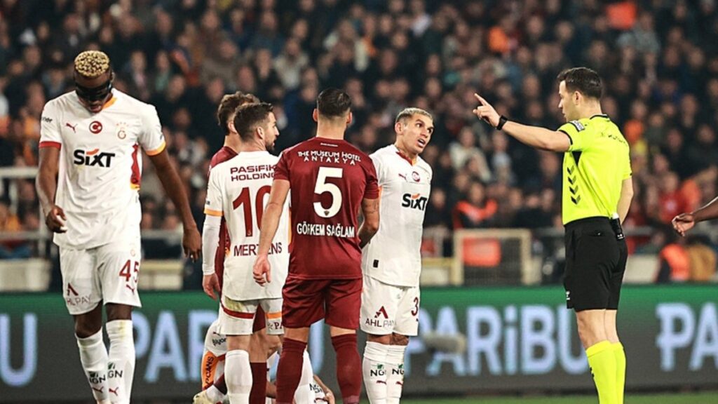 Spor yazarları Hatayspor-Galatasaray maçını değerlendirdi- Futbol