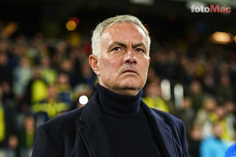 TRANSFER HABERİ | Mourinho bizzat görüştü! Yıldız oyuncu Fenerbahçe yolunda- Fenerbahçe