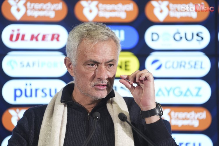TRANSFER HABERLERİ | Fenerbahçe'de hayrete düşüren Mourinho gerçeği! Meğer Zlatan Ibrahimovic...- Fenerbahçe