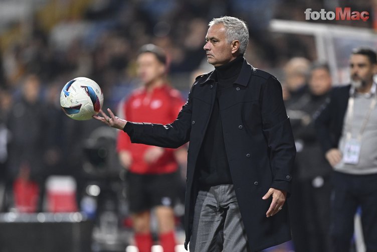 TRANSFER HABERLERİ | Fenerbahçe'de hayrete düşüren Mourinho gerçeği! Meğer Zlatan Ibrahimovic...- Fenerbahçe