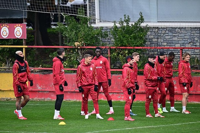AZ ALKMAAR GALATASARAY MAÇI CANLI İZLE | AZ Alkmaar - Galatasaray maçı hangi kanalda?- Futbol