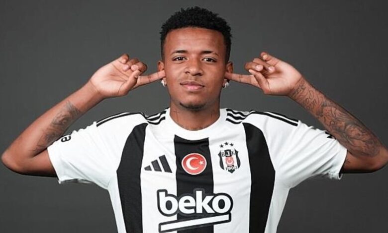 Beşiktaş yeni transferi Keny Arroyo'nun lisansını çıkardı 12 Beşiktaş yeni transferi Keny Arroyo'nun lisansını çıkardı- Beşiktaş