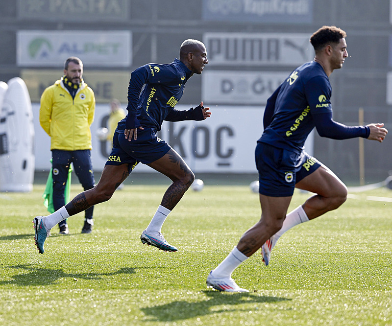 Fenerbahçe - Çaykur Rizespor CANLI | Fenerbahçe - Çaykur Rizespor maçı ne zaman, saat kaçta ve hangi kanalda? (Trendyol Süper Lig)- Fenerbahçe