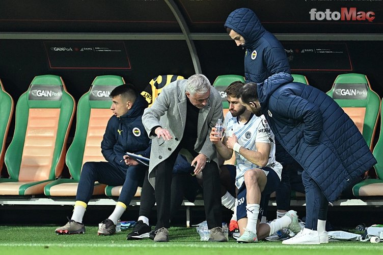 FENERBAHÇE HABERİ - Mourinho'dan mecburi stoper kararı! Anderlecht maçında o isim oynayacak- Fenerbahçe