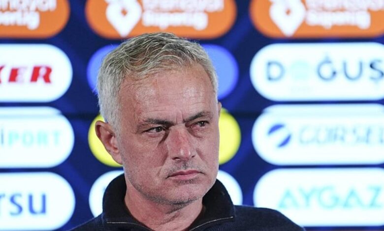 Fenerbahçe'de can sıkan gelişme! Jose Mourinho... 15 Fenerbahçe'de can sıkan gelişme! Jose Mourinho...- Fenerbahçe
