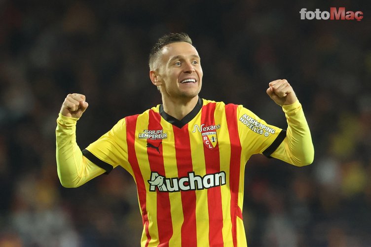 Frankowski Galatasaray'a transfer olacak mı? Hocası resmen açıkladı!- Futbol