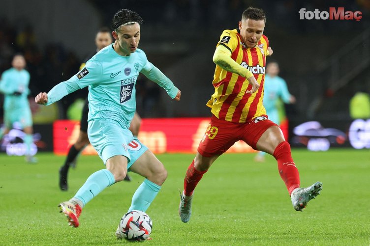 Frankowski Galatasaray'a transfer olacak mı? Hocası resmen açıkladı!- Futbol