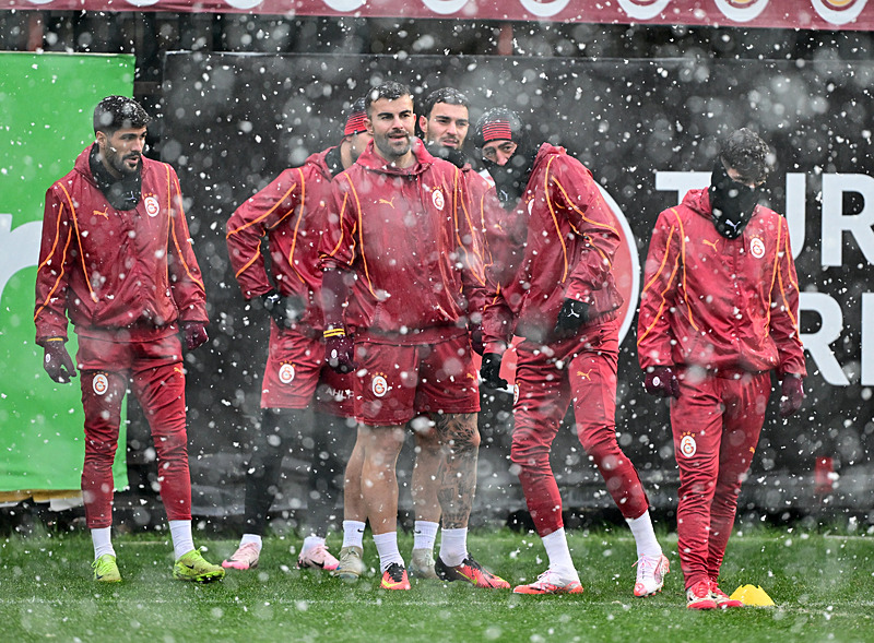 Galatasaray-AZ Alkmaar maçı TIKLA İZLE | Galatasaray maçı hangi kanalda? Saat kaçta ve ne zaman? UEFA Avrupa Ligi...- Futbol