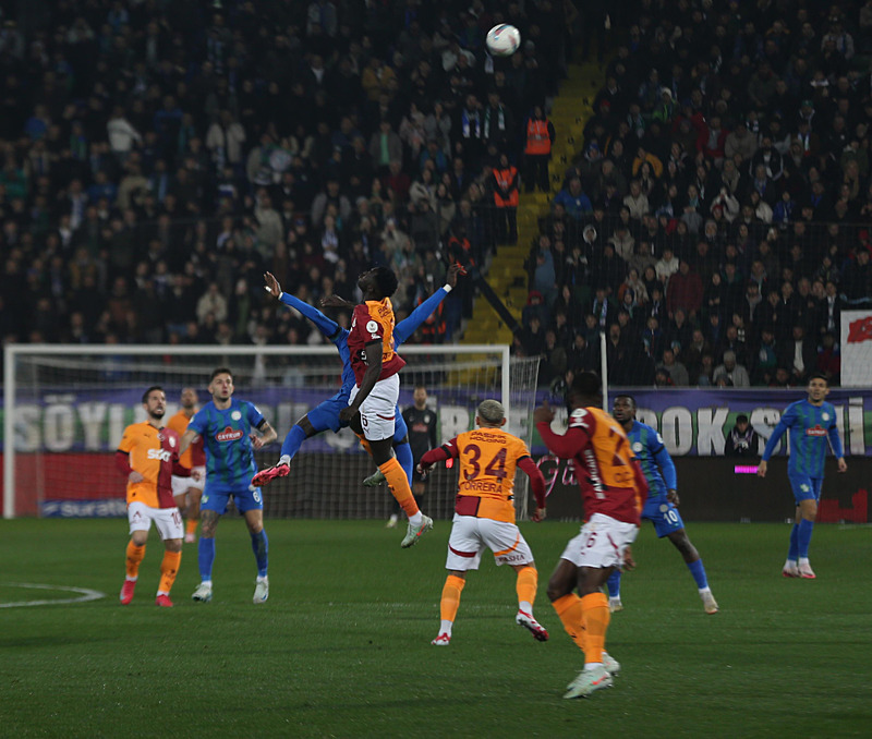 Galatasaray-AZ Alkmaar maçı TIKLA İZLE | Galatasaray maçı hangi kanalda? Saat kaçta ve ne zaman? UEFA Avrupa Ligi...- Futbol