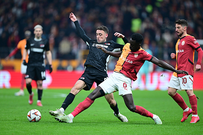 GALATASARAY - FENERBAHÇE MAÇI CANLI İZLE ŞİFRESİZ | Galatasaray-Fenerbahçe derbisi hangi kanalda?- Ligler