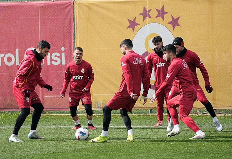 GALATASARAY - FENERBAHÇE MAÇI CANLI İZLE ŞİFRESİZ | Galatasaray-Fenerbahçe derbisi hangi kanalda?- Ligler
