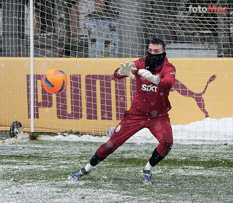 Galatasaray'da Yunus Akgün sevinci! Fenerbahçe derbisi öncesi...- Futbol