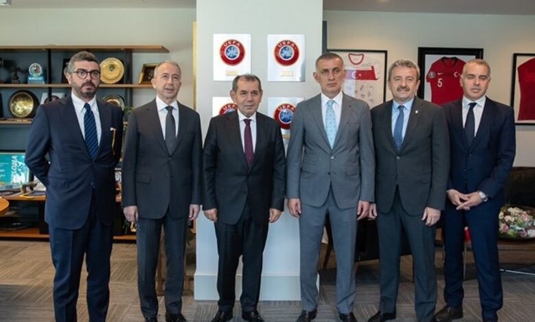 Galatasaray'dan Fenerbahçe derbisi öncesi TFF'ye çıkarma! Somut adımlar atılıyor 18 Galatasaray'dan Fenerbahçe derbisi öncesi TFF'ye çıkarma! Somut adımlar atılıyor- Futbol