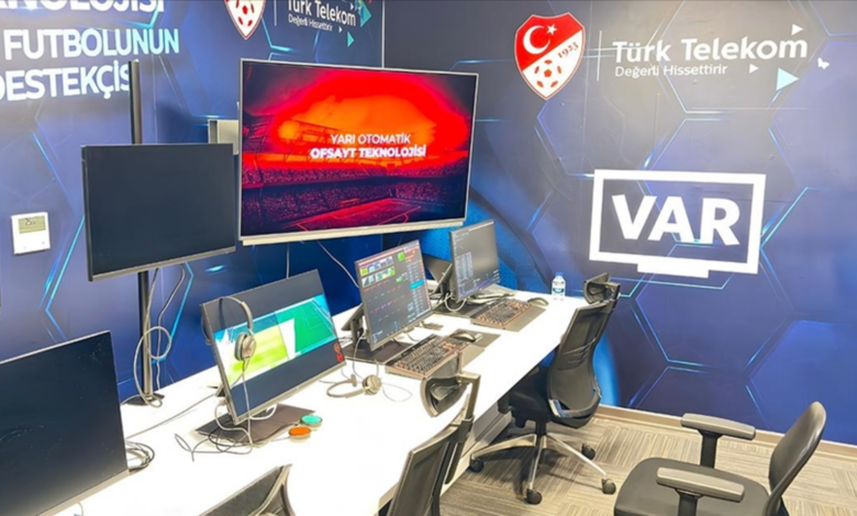 Net Global Sivasspor-Beşiktaş maçının VAR hakemleri açıklandı 12 Net Global Sivasspor-Beşiktaş maçının VAR hakemleri açıklandı- Beşiktaş