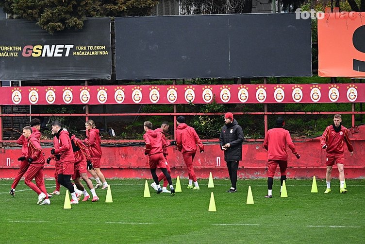 TRANSFER HABERİ - Galatasaray'dan sürpriz kaleci hamlesi! Fenerbahçe maçına damga vurmuştu- Futbol