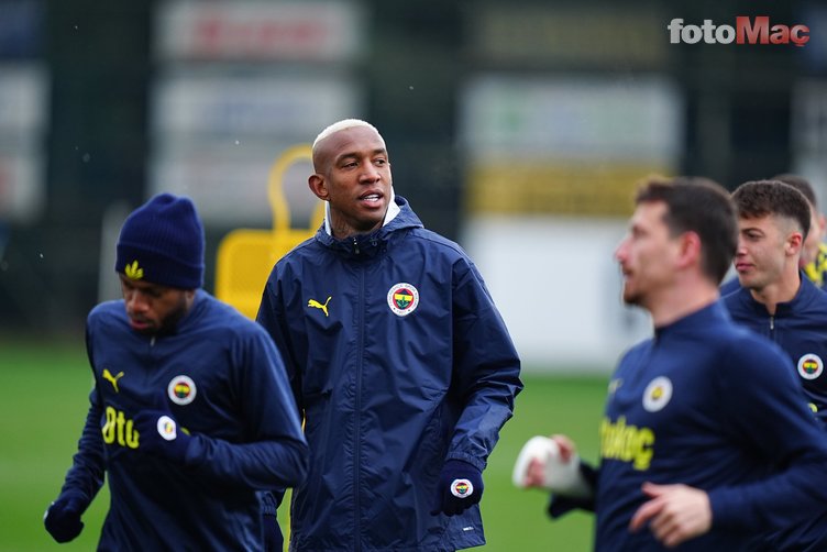 TRANSFER HABERLERİ | Fenerbahçeli yıldızı mumla arıyorlar! Gidişi problem oldu- Fenerbahçe