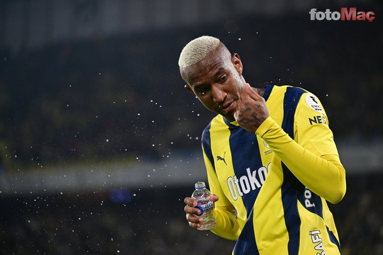 TRANSFER HABERLERİ | Fenerbahçeli yıldızı mumla arıyorlar! Gidişi problem oldu- Fenerbahçe