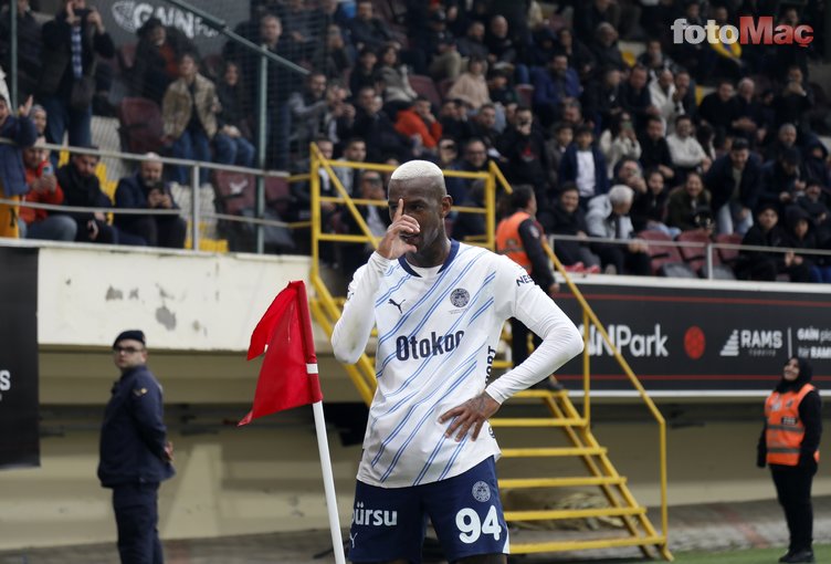 TRANSFER HABERLERİ | Fenerbahçeli yıldızı mumla arıyorlar! Gidişi problem oldu- Fenerbahçe