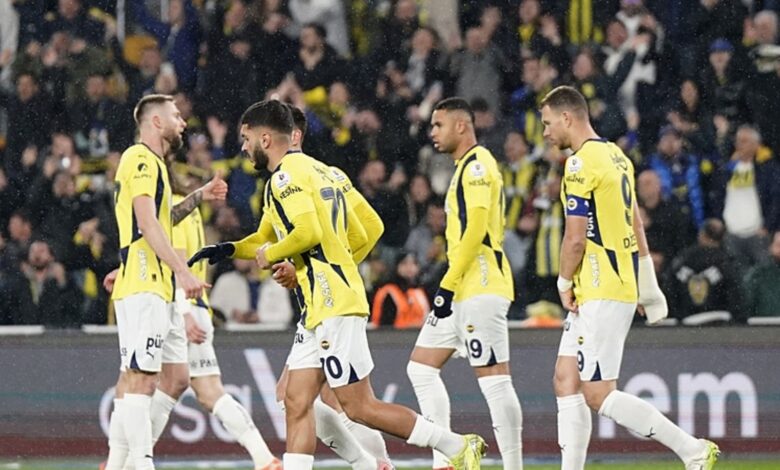 Ahmet Çakar'dan flaş Fenerbahçe yorumu! "Psikolojik üstünlük..." 17 Ahmet Çakar'dan flaş Fenerbahçe yorumu! "Psikolojik üstünlük..."- Fenerbahçe