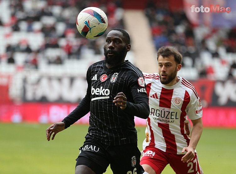 Beşiktaş'ta Masuaku'nun geleceği belli oldu- Beşiktaş