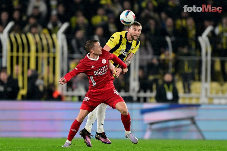 Fenerbahçe'de flaş transfer gelişmesi! Yıldız ismin bonservisi alınıyor- Fenerbahçe