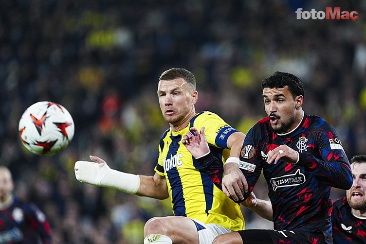 Fenerbahçeli futbolculardan tur yemini! Tüm takım o yıldızı ayakta alkışladı- Fenerbahçe