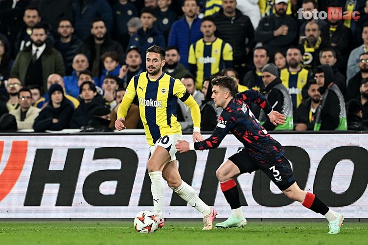 Fenerbahçeli futbolculardan tur yemini! Tüm takım o yıldızı ayakta alkışladı- Fenerbahçe
