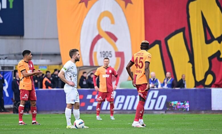 Trio ekibi yorumladı! Kasımpaşa-Galatasaray maçındaki penaltı pozisyonlarında kararlar doğru mu? 15 Trio ekibi yorumladı! Kasımpaşa-Galatasaray maçındaki penaltı pozisyonlarında kararlar doğru mu?- Futbol