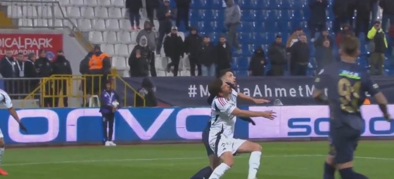 Beşiktaş 88'de penaltı kazandı! İşte o pozisyon- Beşiktaş
